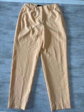White House Black Market Tapered Ankle High-Waist Pants - Size 6 Peach/Apricot